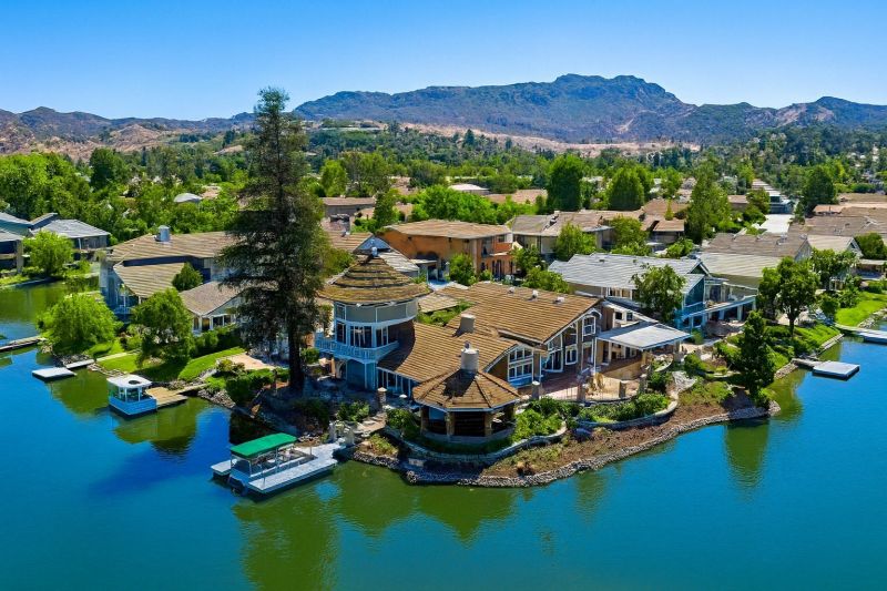 Residential Carpentry Service in Westlake Village, CA